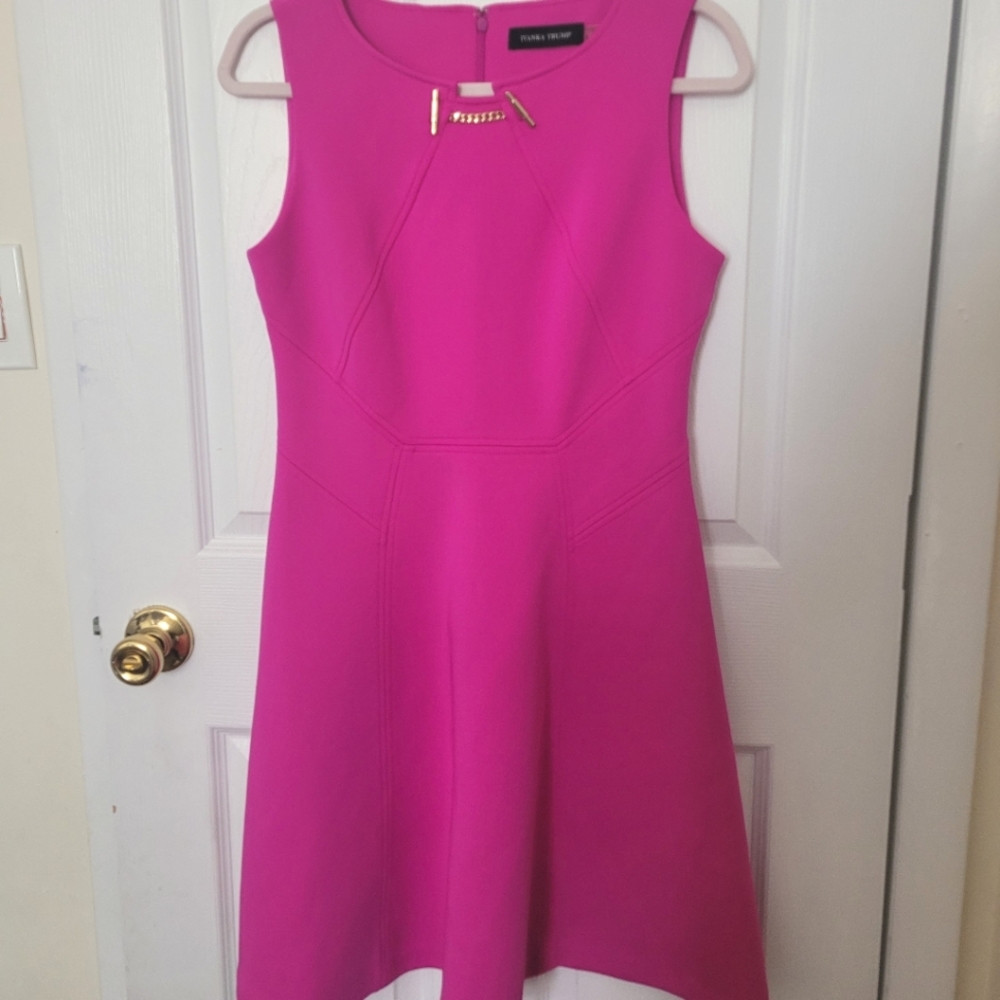 Ivanka Trump Dress, size 8 fushia/Pink